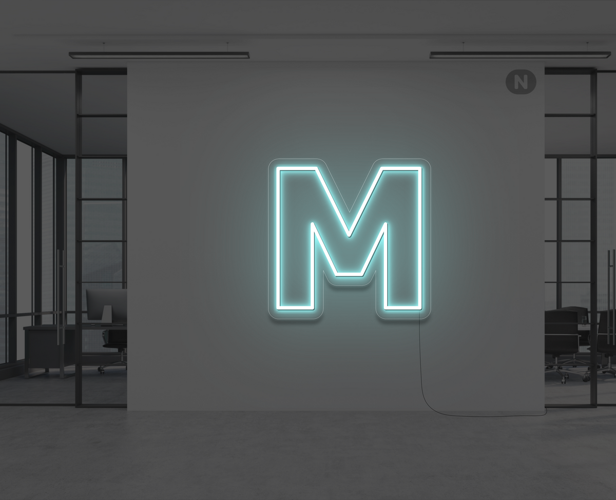 neon-letter-m-ijsblauw