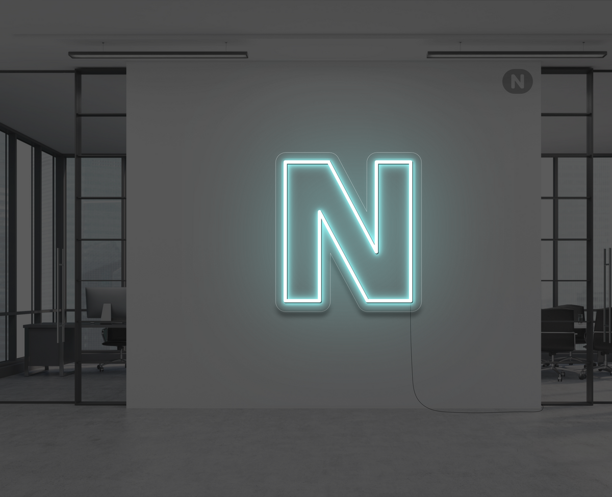 neon-letter-n-ijsblauw